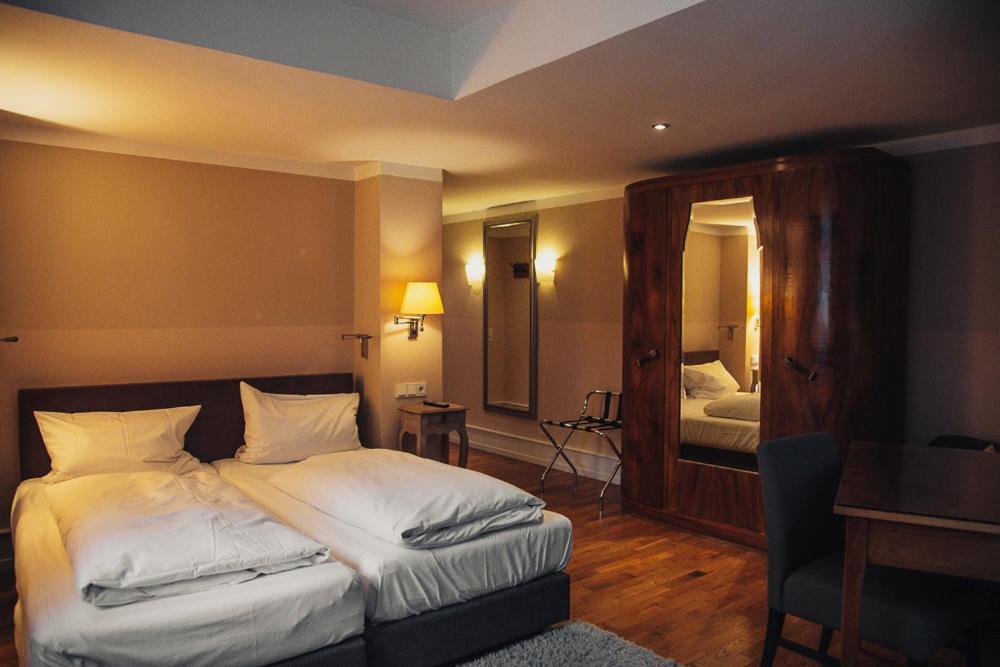 Weinhotel Eltvinum Eltville am Rhein Zewnętrze zdjęcie